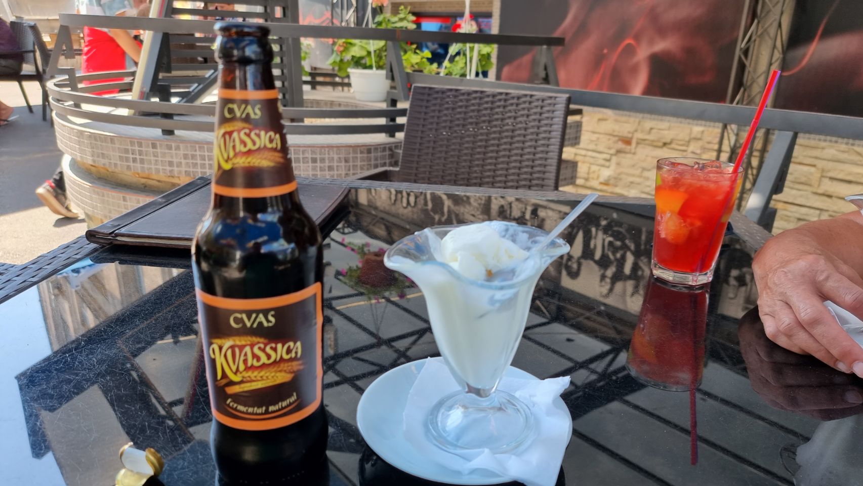 Deze afbeelding heeft een leeg alt-attribuut; de bestandsnaam is 49b213dc-4377-4809-aaa5-e0d3fc89b5dc_large_image