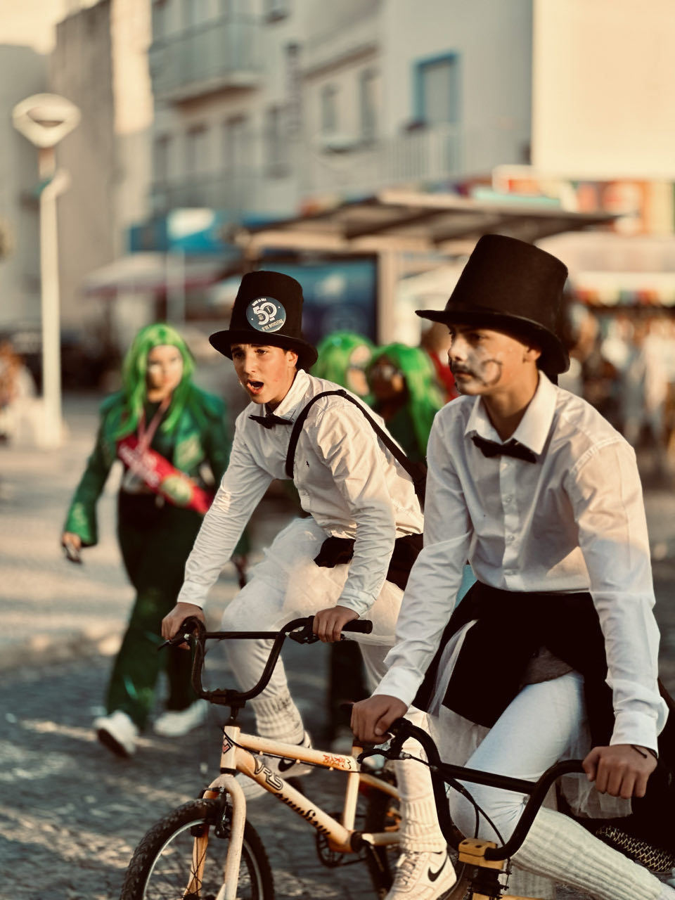 🇵🇹 Work & Waves II